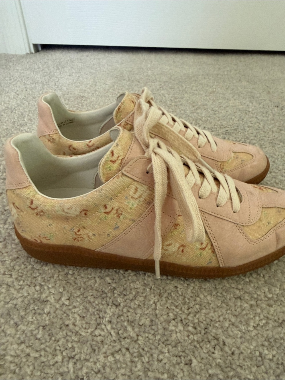Women’s Floral Pink Lace-Up Sneakers with Gum Sole
